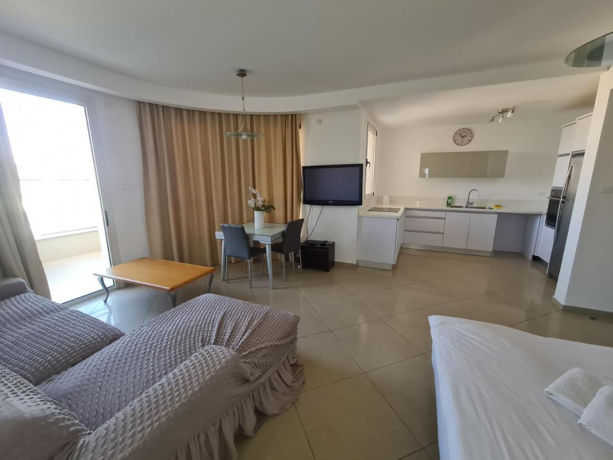 Luxury Exclusive Top Class Apartments Near The Sea With Pool Eilat Exterior photo