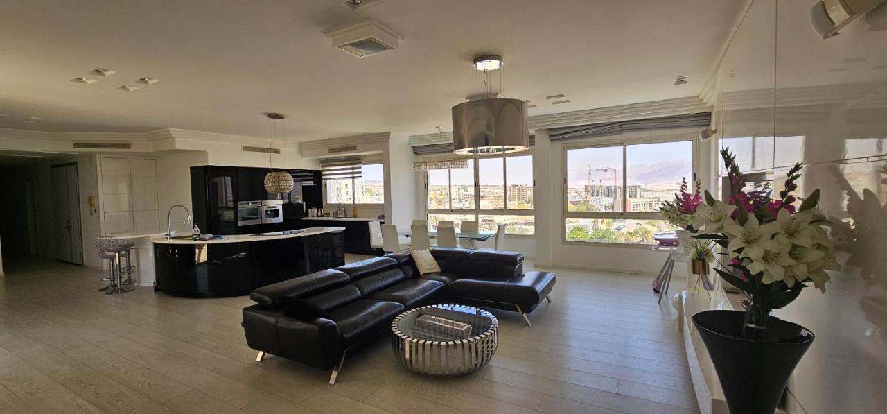 Luxury Exclusive Top Class Apartments Near The Sea With Pool Eilat Exterior photo